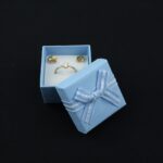 cutie-cadou-bleu-pentru-inel-sau-cercei-35x45x45cm-8.jpg