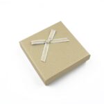cutie-cadou-crem-pentru-set-cercei-colier-si-inel-25x85x85cm-2.jpg