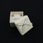 cutie-cadou-ivory-pentru-inel-sau-cercei-35x45x45cm-4.jpg