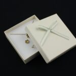 cutie-cadou-ivory-pentru-set-cercei-colier-si-inel-25x85x85cm-12.jpg
