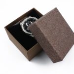 cutie-cadou-maro-cu-efect-stralucitor-pentru-bijuterii-cu-pernita-55x8x85cm.jpg