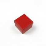 cutie-cadou-rosie-pentru-inel-35x45x45cm-1.jpg