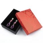 cutie-cadou-rosie-pentru-set-cercei-colier-si-inel-25x7x95cm.jpg