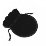 saculet-negru-din-catifea-65x9cm-1.jpg