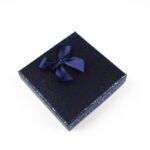 cutie-cadou-albastra-model-inimioare-pentru-set-cercei-colier-si-inel-87x87x25cm-1.jpg