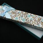 cutie-cadou-bleu-model-floral-pentru-colier-bratara-sau-ceas-2x45x20cm.jpg