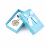 cutie-cadou-bleu-model-inimioare-pentru-set-cercei-colier-si-inel-25x5x8cm-3.jpg