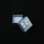 cutie-cadou-bleu-pentru-inel-sau-cercei-25x4x4cm.jpg
