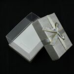 cutie-cadou-gri-pentru-set-cercei-colier-si-inel-5x65x85cm.jpg