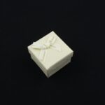 cutie-cadou-ivory-pentru-inel-sau-cercei-35x45x45cm-42.jpg