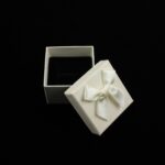 cutie-cadou-ivory-pentru-inelcercei-35x45x45cm.jpg