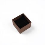 cutie-cadou-maro-cu-efect-stralucitor-pentru-inel-sau-cercei-35x5x5cm-2.jpg