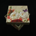 cutie-cadou-model-floral-65x11x11cm.jpg