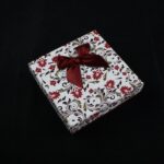 cutie-cadou-model-floral-pentru-set-cercei-colier-si-inel-25x85x85cm-1.jpg