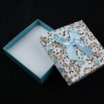 cutie-cadou-model-floral-pentru-set-cercei-colier-si-inel-25x85x85cm-11.jpg