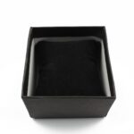 cutie-cadou-neagra-cu-capac-transparent-pentru-bijuterii-cu-pernita-5x88x88cm-2.jpg