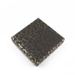 cutie-cadou-neagra-model-floral-auriu-pentru-set-cercei-colier-si-inel-25x85x85cm-1.jpg