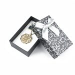 cutie-cadou-neagra-model-inimioare-pentru-set-cercei-colier-si-inel-25x5x8cm.jpg