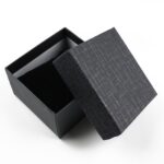 cutie-cadou-neagra-pentru-bijuterii-cu-pernita-55x8x85cm-3.jpg