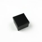 cutie-cadou-neagra-pentru-inel-35x45x45cm-1.jpg