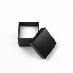 cutie-cadou-neagra-pentru-inel-35x45x45cm.jpg