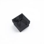 cutie-cadou-neagra-pentru-inel-sau-cercei-35x45x45cm-9.jpg