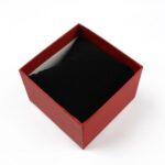 cutie-cadou-rosie-cu-capac-transparent-pentru-bijuterii-cu-pernita-5x88x88cm-2.jpg