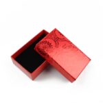 cutie-cadou-rosie-model-floral-pentru-set-cercei-colier-si-inel-25x5x8cm-4.jpg
