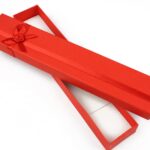 cutie-cadou-rosie-pentru-colier-bratara-sau-ceas-23x38x215cm.jpg