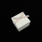 cutie-cadou-rosie-pentru-inel-35x45x45cm-17.jpg