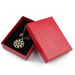 cutie-cadou-rosie-pentru-set-cercei-colier-si-inel-25x7x95cm-3.jpg