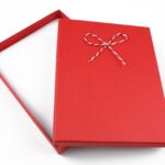 cutie-cadou-rosie-pentru-set-cercei-colier-si-inel-3x12x16cm-34.jpg