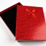 cutie-cadou-rosie-pentru-set-cercei-colier-si-inel-3x12x16cm-38.jpg