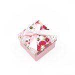cutie-cadou-roz-model-floral-pentru-inel-36x48x48cm-4.jpg