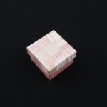 cutie-cadou-roz-pentru-inel-sau-cercei-35x45x45cm-39.jpg