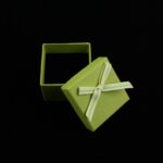 cutie-cadou-verde-pentru-inel-35x45x45cm-3.jpg