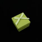 cutie-cadou-verde-pentru-inel-35x45x45cm-4.jpg