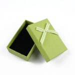 cutie-cadou-verde-pentru-set-cercei-colier-si-inel-25x5x8cm-8.jpg