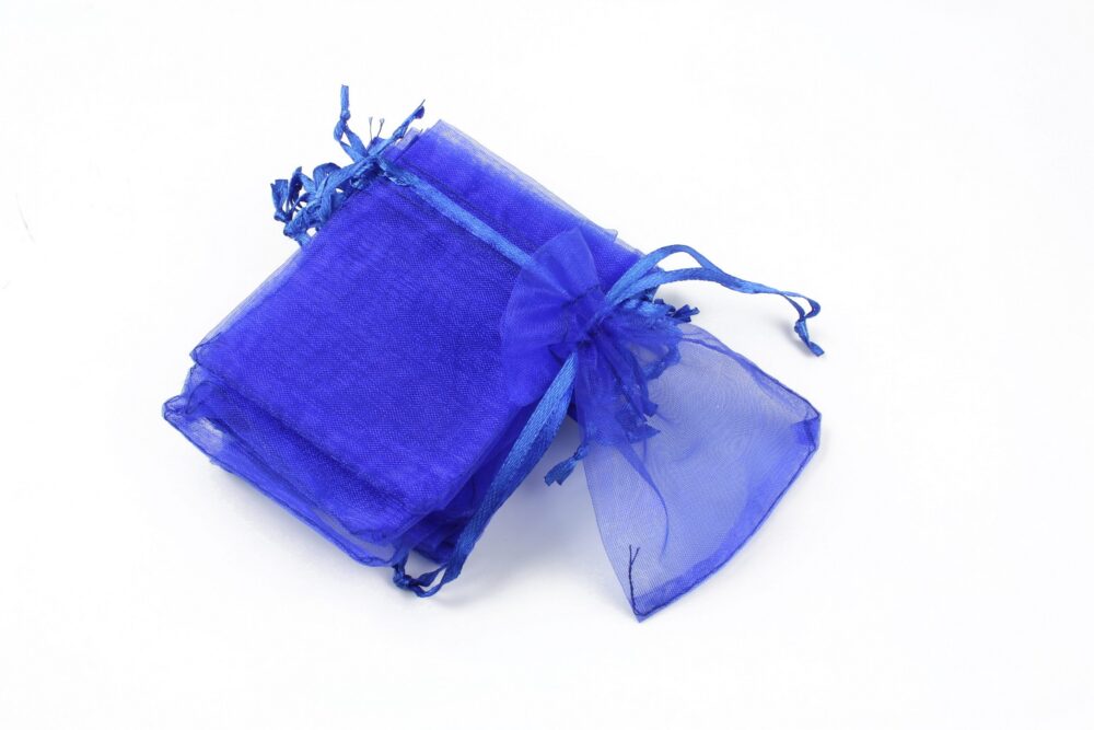set-saculeti-organza-albastru-cobalt-65x8cm-100-buc.jpg