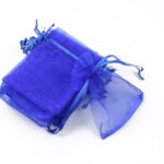 set-saculeti-organza-albastru-cobalt-65x8cm-100-buc.jpg