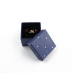 cutie-cadou-albastra-pentru-inel-sau-cercei-35x45x45cm.jpg