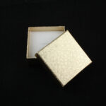 cutie-cadou-aurie-pentru-set-cercei-colier-si-inel-25x55x55cm.jpg