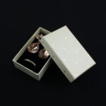 cutie-cadou-ivory-pentru-set-cercei-colier-si-inel-25x5x8cm.jpg