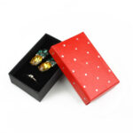 cutie-cadou-rosie-pentru-set-cercei-colier-si-inel-25x5x8cm.jpg