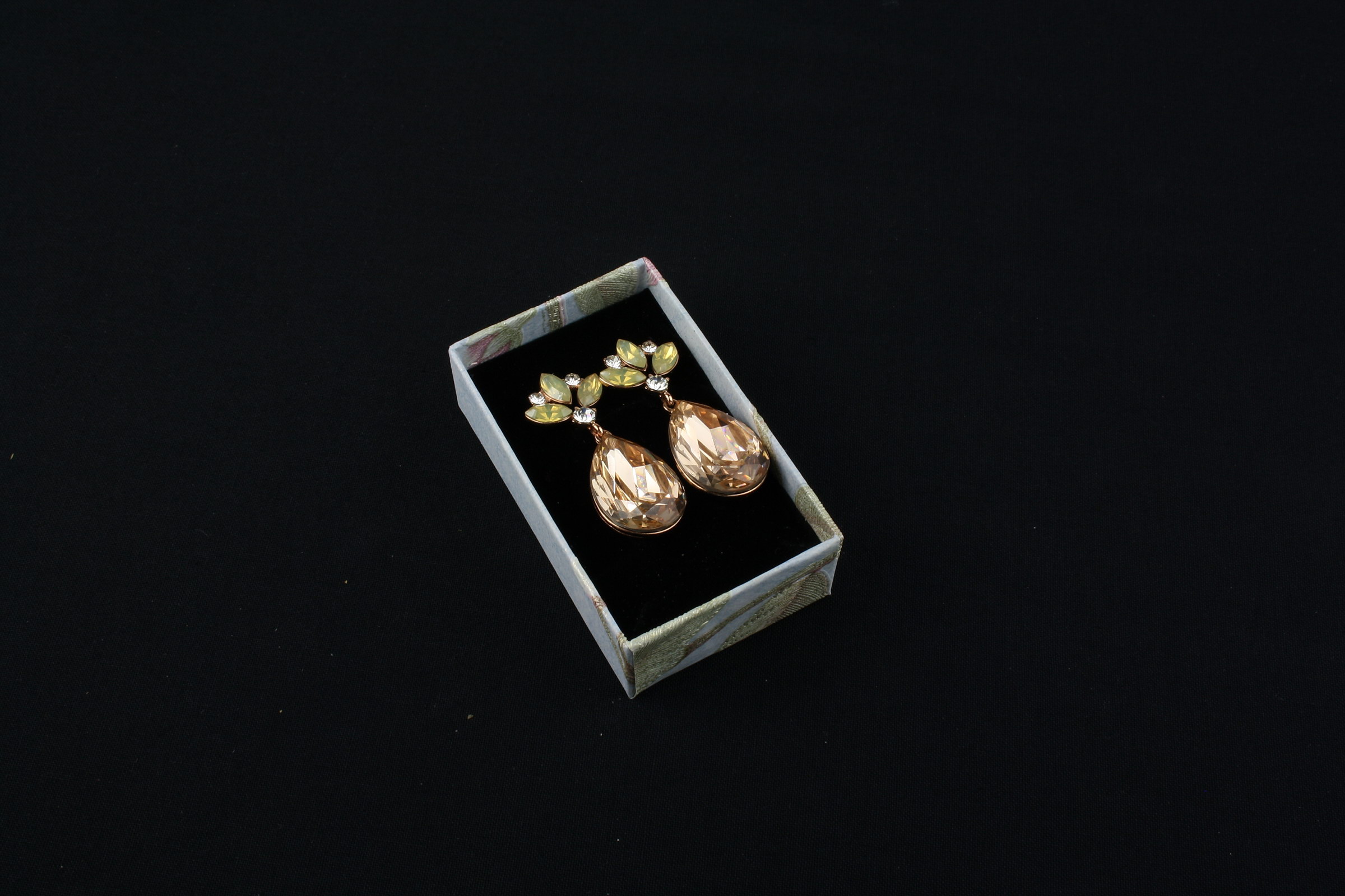 2025_10_04_9854_small